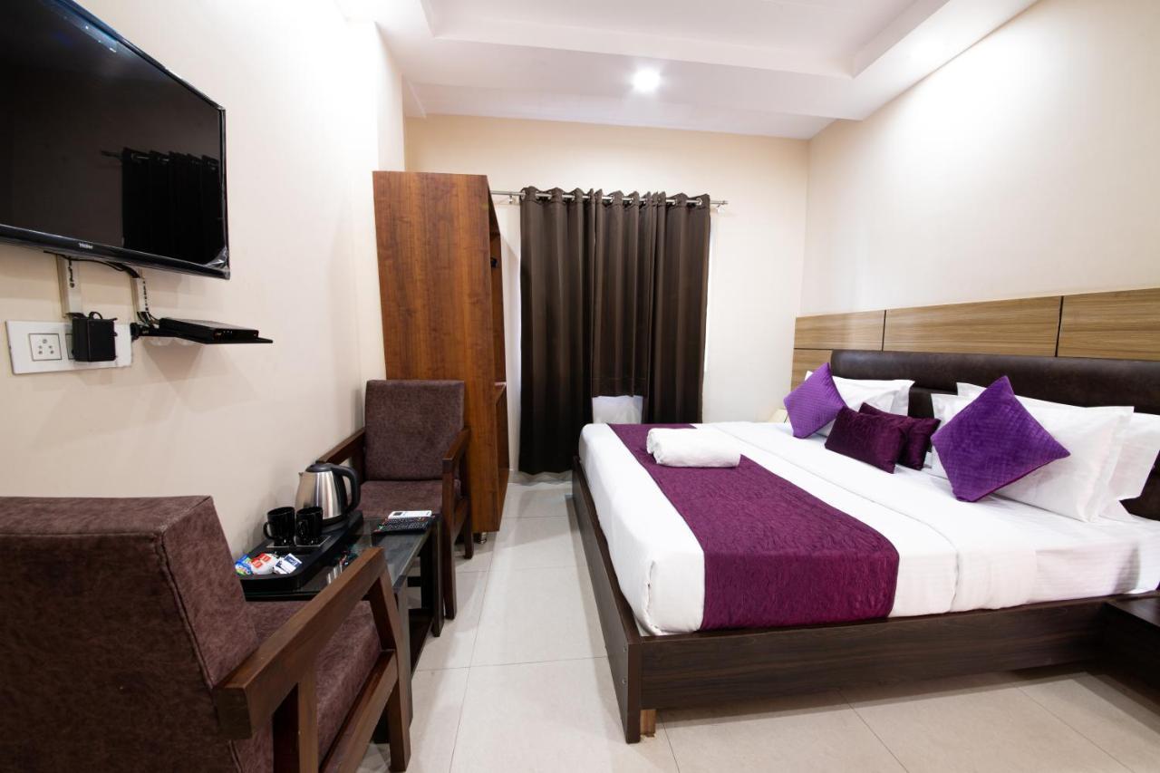 Perfect Stayz Dwarkesh - Hotel Near Haridwar Railway Station Экстерьер фото